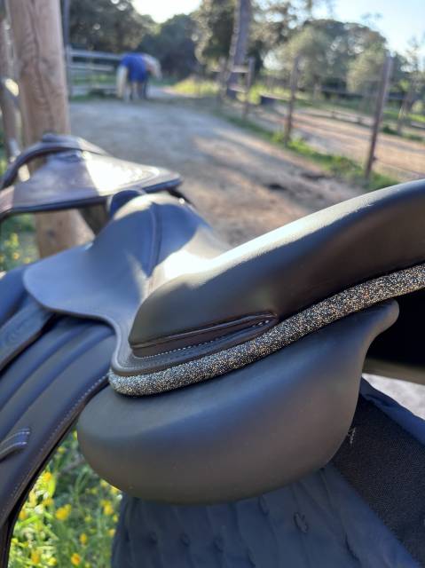 Sella da salto ostacoli Forestier  17.5" - 2024