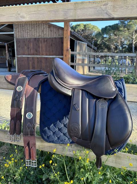 Sella da salto ostacoli Forestier  17.5" - 2024