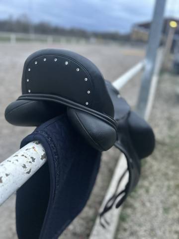 Sella da dressage  Omni 17" - 2022