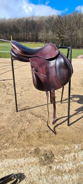 Sella da salto ostacoli Forestier  17.5" - 2021