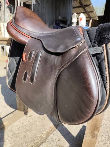 Sella da salto ostacoli GBS  18" - 2021