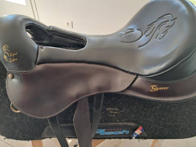 Sella mista  Equi libra 17.5" - 2021