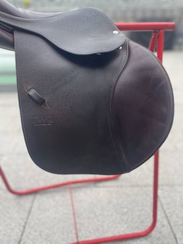 Sella da salto ostacoli CWD  17" - 2013