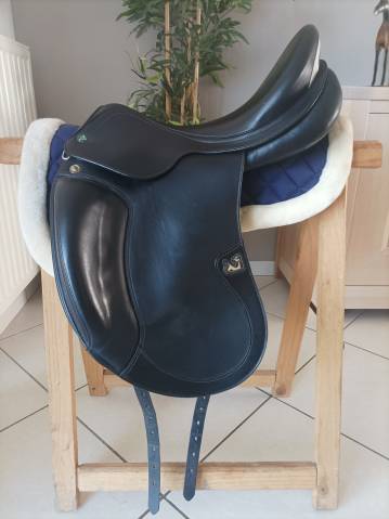 Sella da dressage Prestige Italia K-dense  17" - 2017