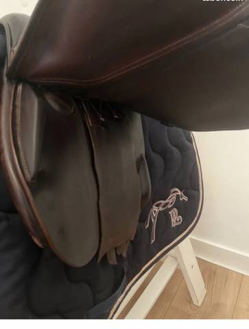 Sella da salto ostacoli Devoucoux  17" - 2007