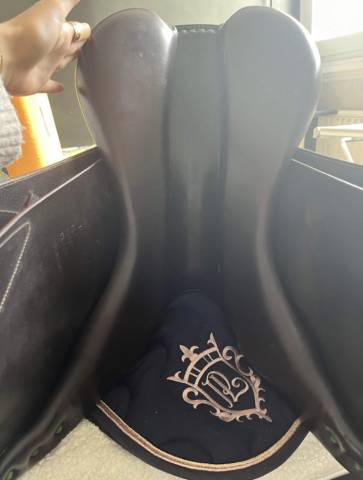 Sella da salto ostacoli Devoucoux  17" - 2007