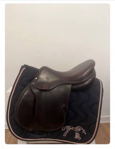 Sella da salto ostacoli Devoucoux  17" - 2007