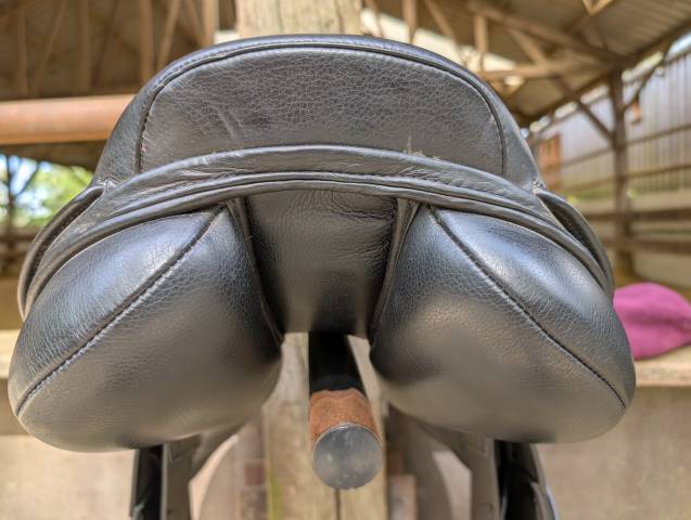 Sella da salto ostacoli KENT & MASTERS  17" - 2023