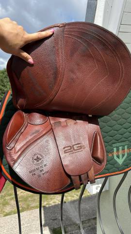 Sella da salto ostacoli CWD  17.5" - 2022