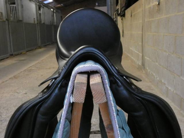 Sella da dressage Prestige Italia  17" - 2015