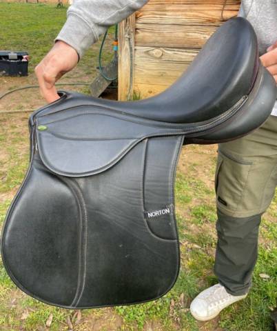 Sella mista Norton  18" - 2015