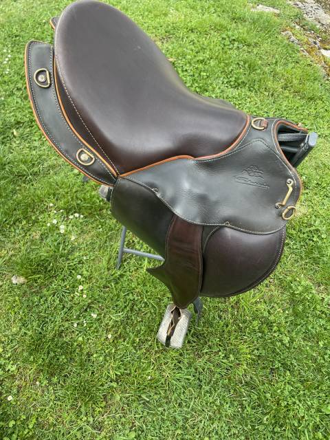 Sella mista Gaston Mercier  17" - 2022