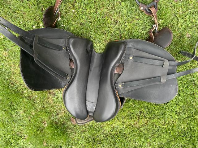 Sella mista Gaston Mercier  17" - 2022