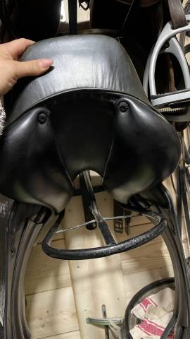Sella da dressage Jean-Luc Maurel  17.5" - 2010