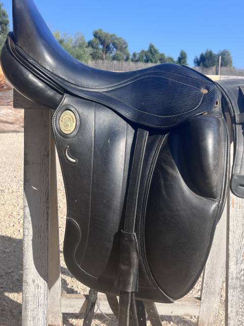 Sella da dressage Jean-Luc Maurel  17.5" - 2010