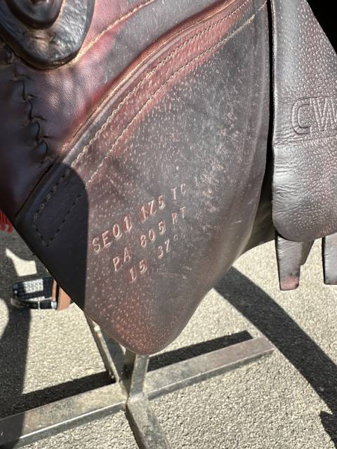 Sella da salto ostacoli CWD  17.5" - 2018