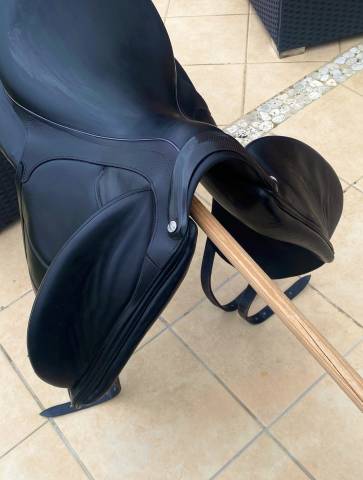 Sella da dressage Devoucoux  17.5" - 2017