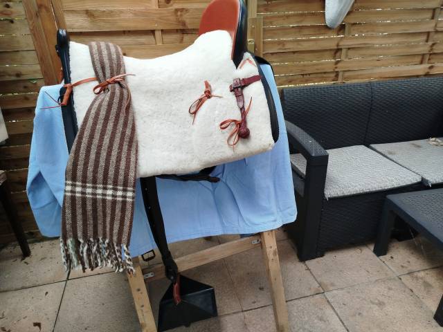 Sella da vaquera Ludomar  17.5" - 2024