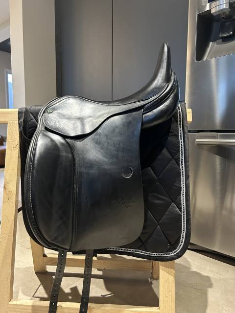 Sella da dressage  Santis 17.5" - 2021