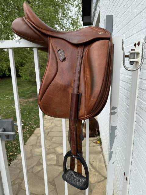 Sella da dressage Zaldi  17" - 2020