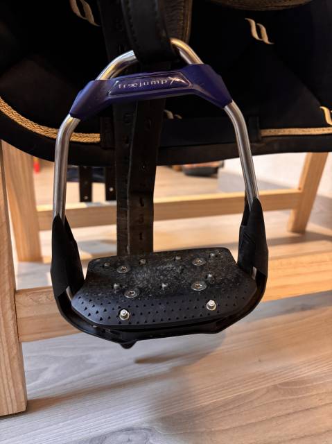 Sella da dressage Prestige Italia  17.5" - 2021