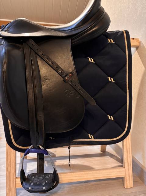 Sella da dressage Prestige Italia  17.5" - 2021