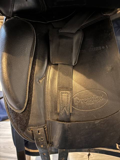 Sella da dressage Prestige Italia  17.5" - 2021