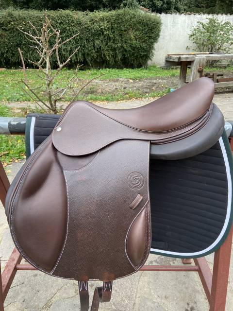 Sella da salto ostacoli Forestier  18" - 2024