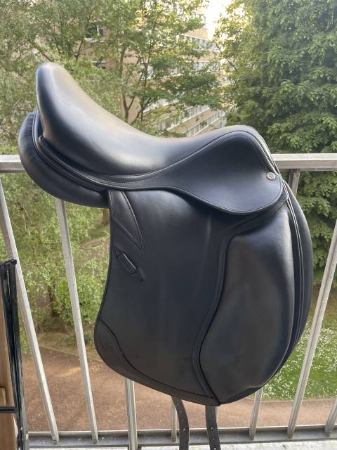 Sella da dressage CWD SE08 17.5" - 2015