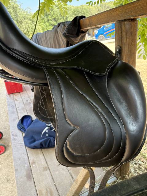 Sella da dressage Antar&egrave;s  17.5" - 2021