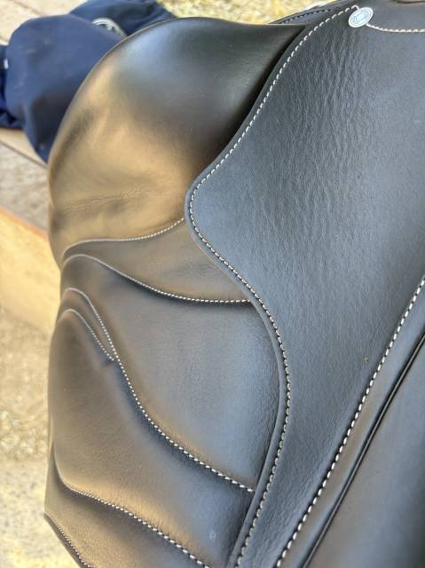 Sella da dressage Antar&egrave;s  17.5" - 2021