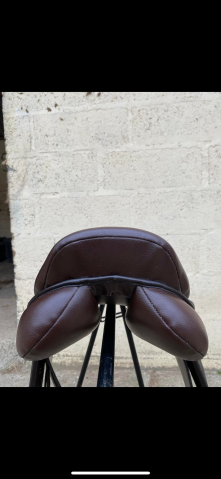 Sella da salto ostacoli TdeT  17.5" - 2018