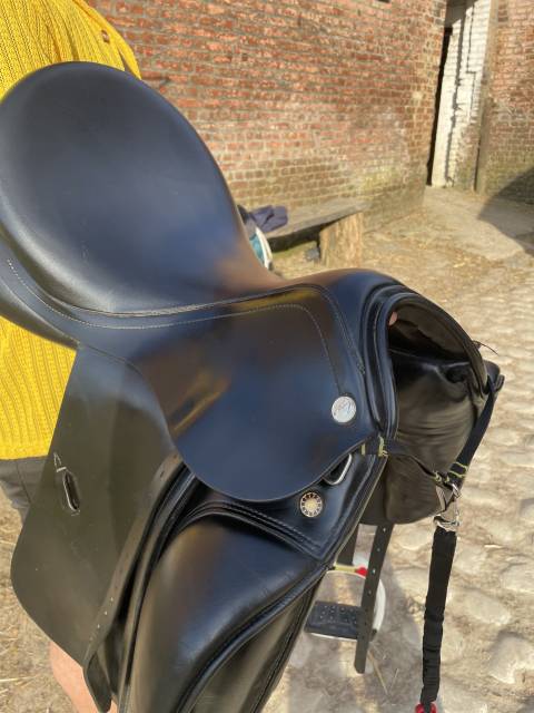 Sella da dressage Prestige Italia  17" - 2014