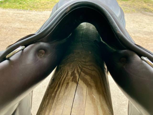 Sella da salto ostacoli Childeric  18" - 2022