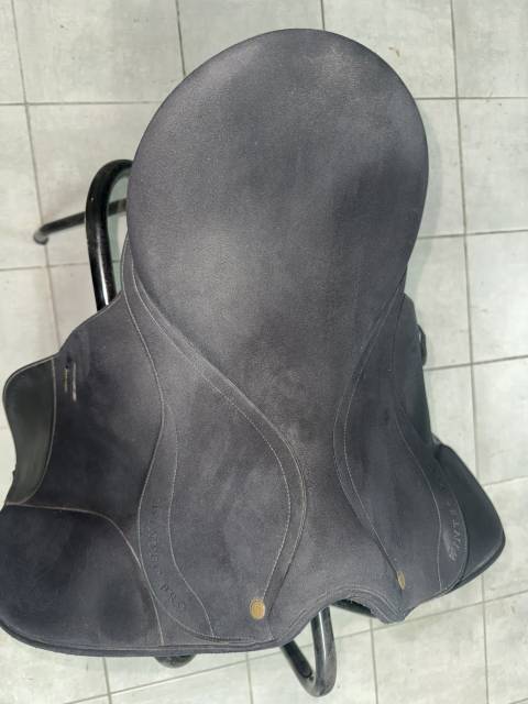 Sella da dressage Wintec  16.5" - 2010