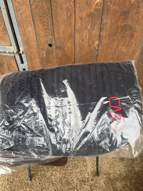 Sella da salto ostacoli CWD  17.5" - 2022