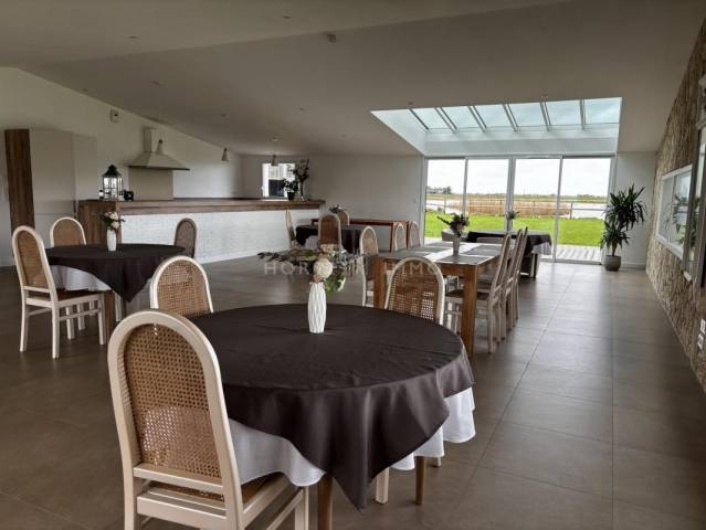 Propriet&agrave; equestre In vendita Vend&eacute;e