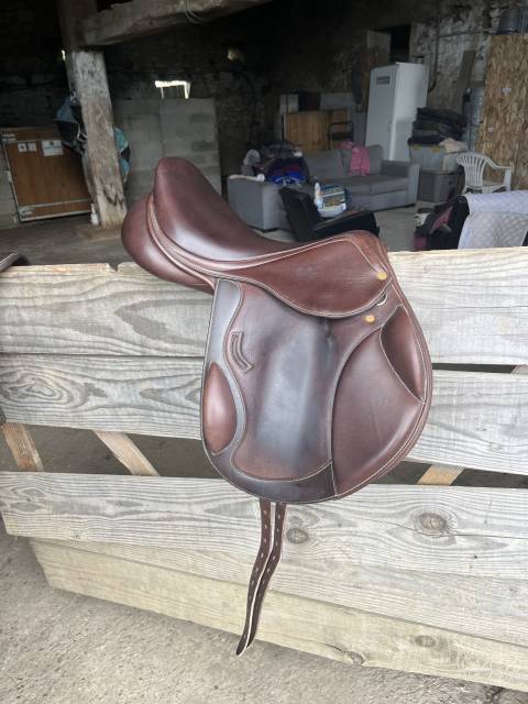 Sella mista Eric Thomas  17" - 2023