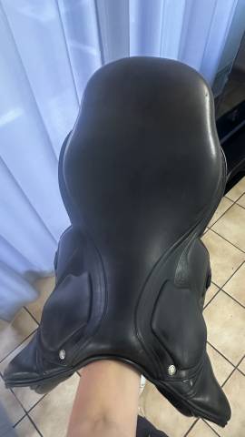 Sella da salto ostacoli Amerigo  17" - 2015