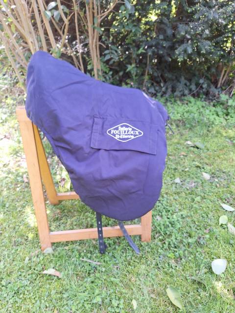 Sella da dressage Thorowgood   17" - 2024