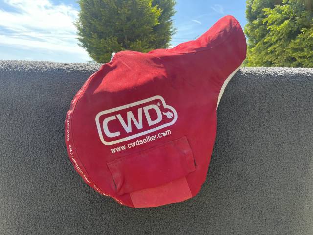 Sella da salto ostacoli CWD  17.5" - 2020