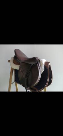 Sella da trekking Decathlon Fouganza  17.5" - 2019