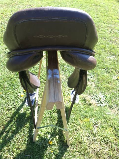 Sella da trekking Decathlon Fouganza  17.5" - 2019