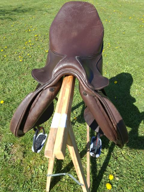 Sella da trekking Decathlon Fouganza  17.5" - 2019