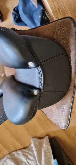 Sella da dressage Antarès  17.5" - 2019