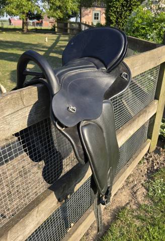 Sella da trekking Trekker  17" - 2024