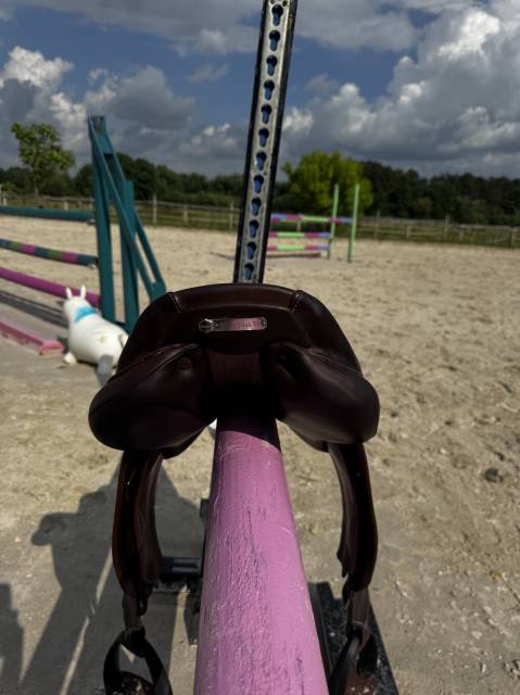 Sella da salto ostacoli  Flex on 17" - 2022