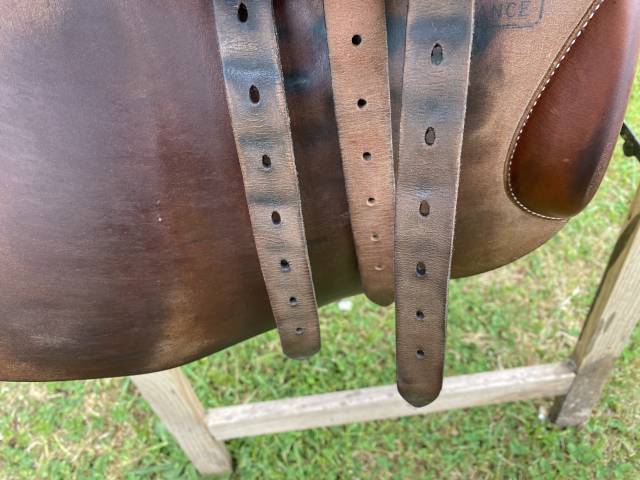 Sella da salto ostacoli Butet  17.5" - 2021