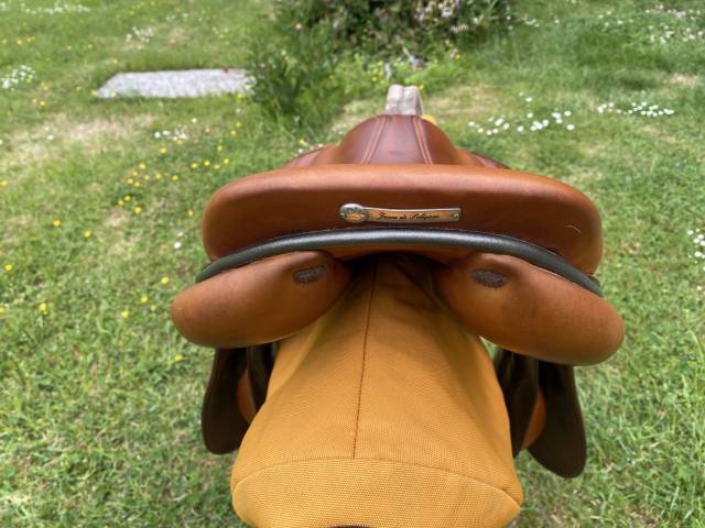 Sella da salto ostacoli Butet  17.5" - 2021