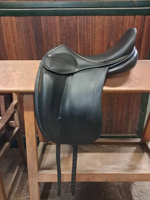 Sella da dressage Childeric  17.5" - 2014